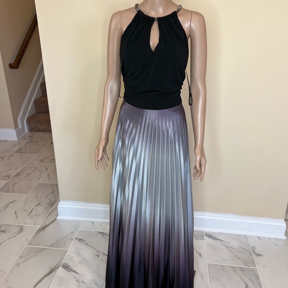 City Chic Dresses & Skirts - 𝅺CITY CHIC Pleated Ombre Maxi Dress black/grey